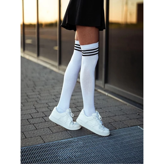 MILENA STRIPED vastag pamut combzokni - FEHÉR-FEKETE CSÍKKAL